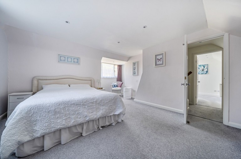 Images for Willowhale Avenue, Aldwick, PO21