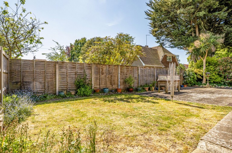 Images for Willowhale Avenue, Aldwick, PO21
