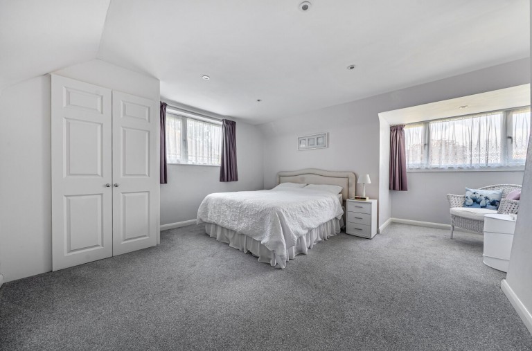 Images for Willowhale Avenue, Aldwick, PO21