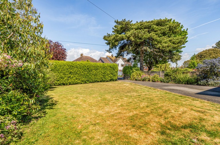Images for Willowhale Avenue, Aldwick, PO21