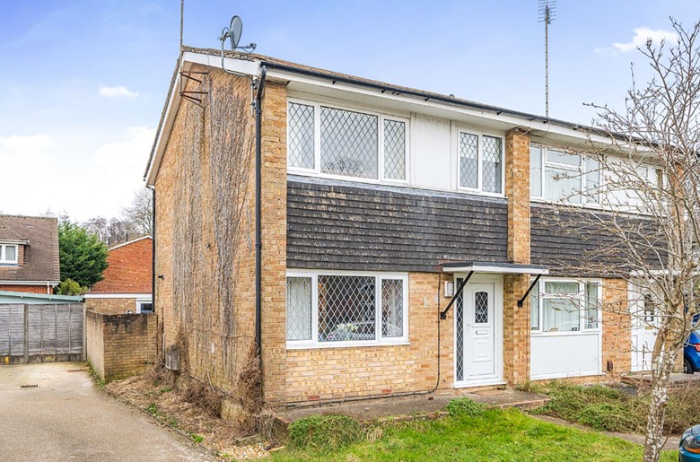 Click the photo for more details of Yorkwood, Liss, GU33