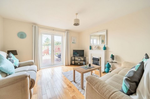 Click the photo for more details of Middleton Close, Bracklesham Bay, PO20