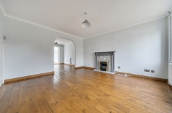 Images for Barnetts Field, Westergate, PO20