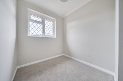 Images for Barnetts Field, Westergate, PO20