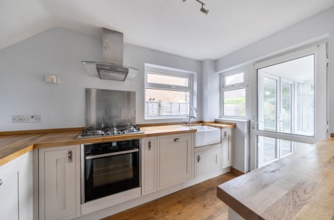 Click the photo for more details of Barnetts Field, Westergate, PO20