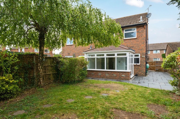 Images for Barnetts Field, Westergate, PO20