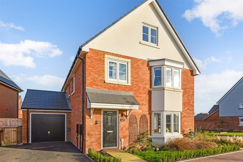 Click the photo for more details of Eagle Rise, Chichester, PO20