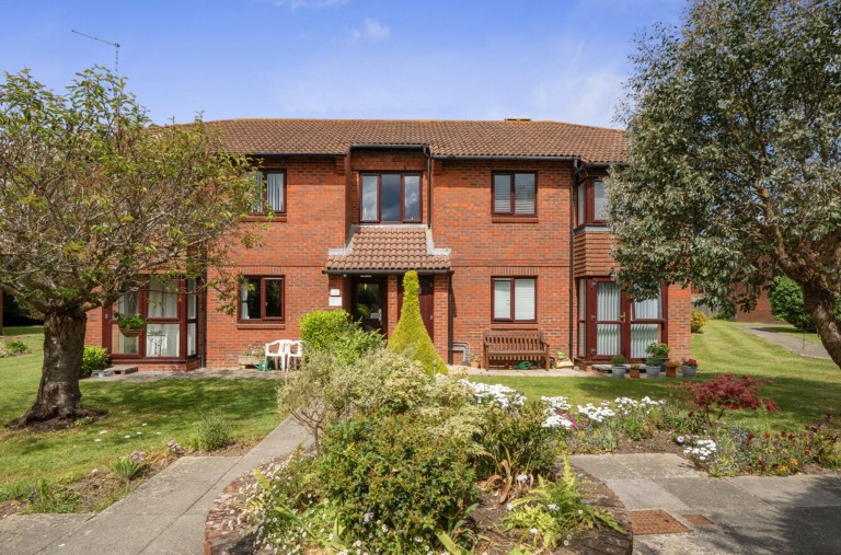 Images for Priestley Way, Middleton-On-Sea, PO22