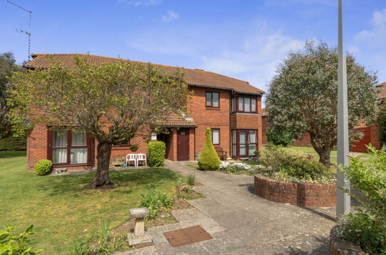 Images for Priestley Way, Middleton-On-Sea, PO22