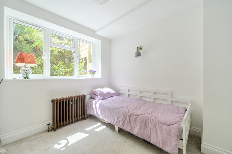 Images for Lower Street, Haslemere, GU27