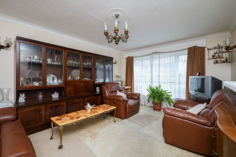 Click the photo for more details of Haywards Road, Haywards Heath, RH16