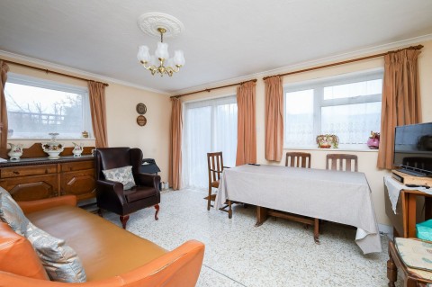 Click the photo for more details of Haywards Road, Haywards Heath, RH16