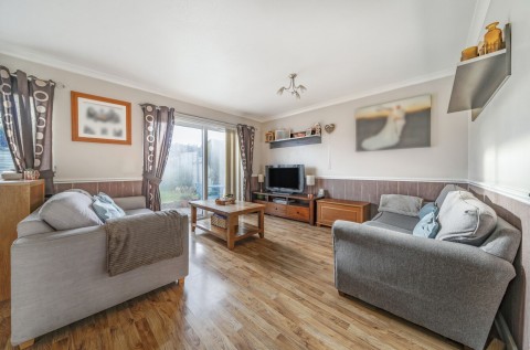 Click the photo for more details of Ashurst Close, Bognor Regis, PO21