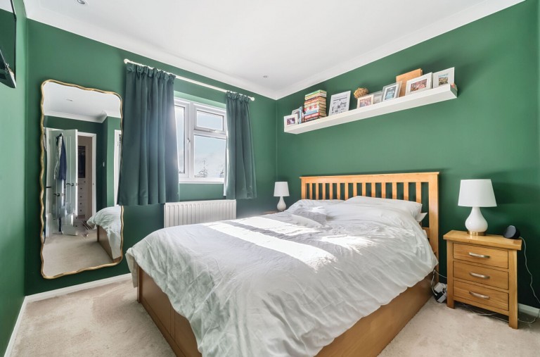 Images for Thorn Close, Petersfield, GU31