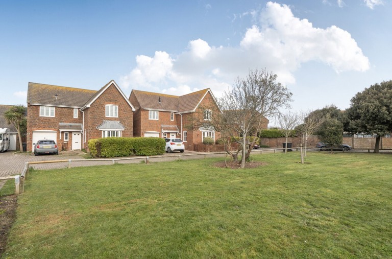 Images for Mere Close, Bracklesham Bay, PO20