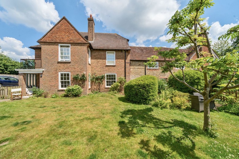 Click the photo for more details of North Street, Midhurst, GU29