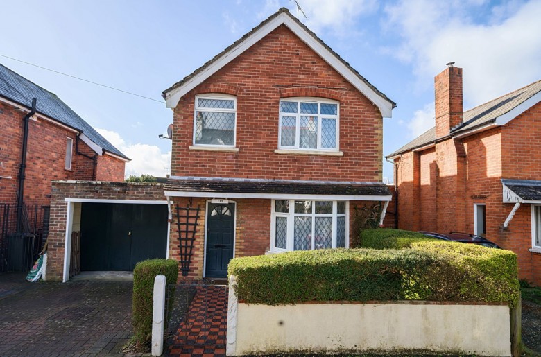 Click the photo for more details of Whyke Lane, Chichester, PO19