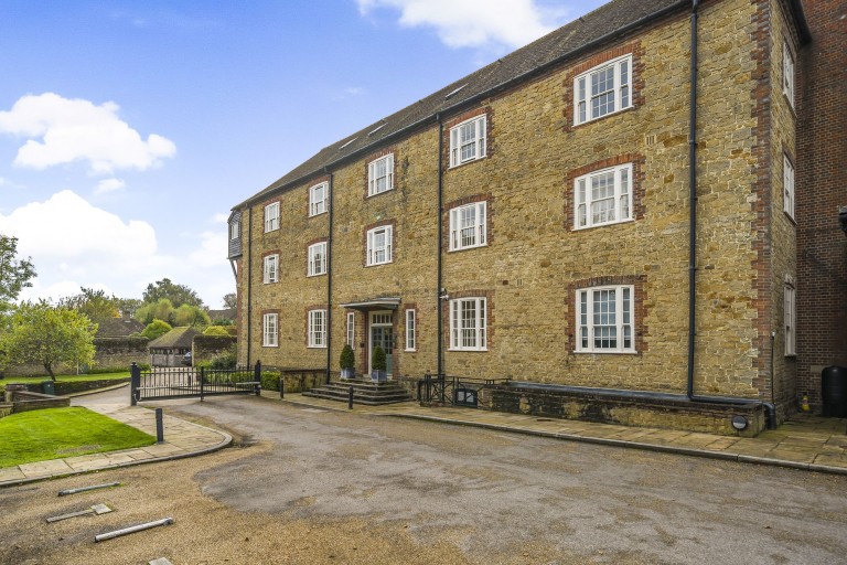 Images for Dodsley Lane, Easebourne, GU29