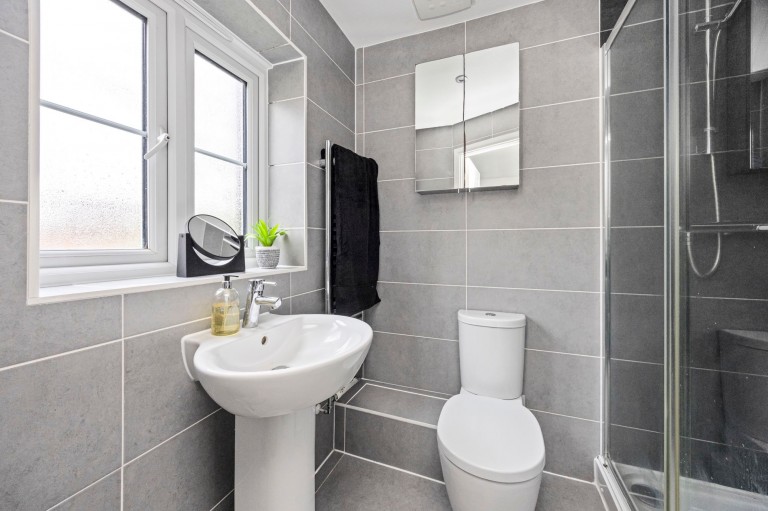 Images for Wells Croft, Broadbridge Heath, RH12