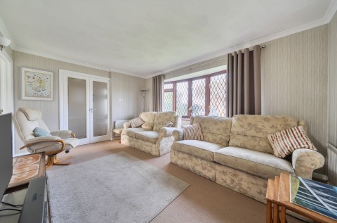Click the photo for more details of Chichester Way, Selsey, PO20