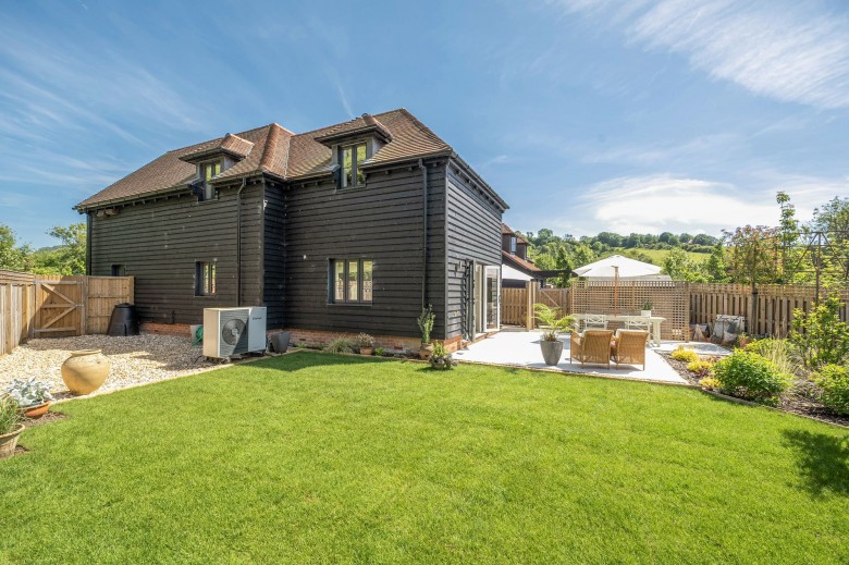 Click the photo for more details of 24 Newland Gardens, Amberley, BN18