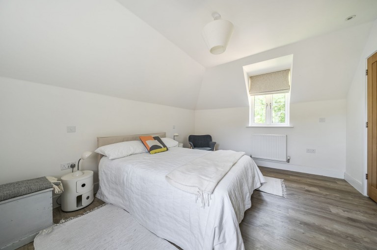 Images for 24 Newland Gardens, Amberley, BN18