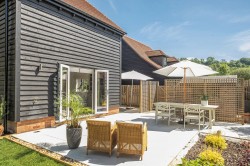 Images for 24 Newland Gardens, Amberley, BN18