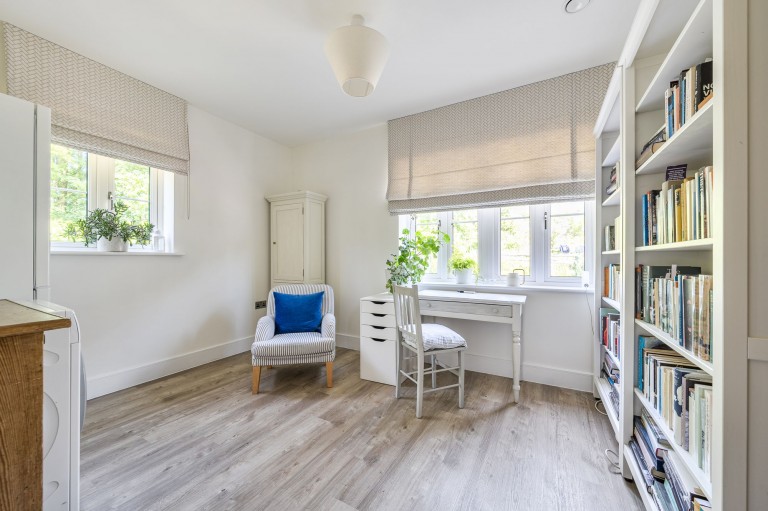 Images for 24 Newland Gardens, Amberley, BN18