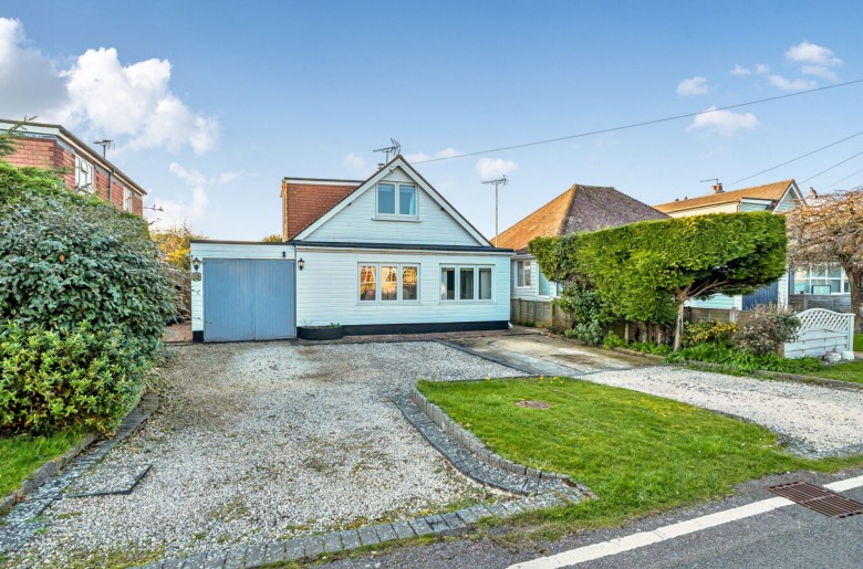 Click the photo for more details of Elm Drive, Elmer Sands, PO22