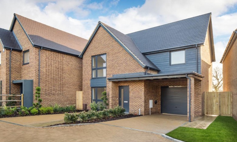 Click the photo for more details of North Mundham, Chichester, PO20