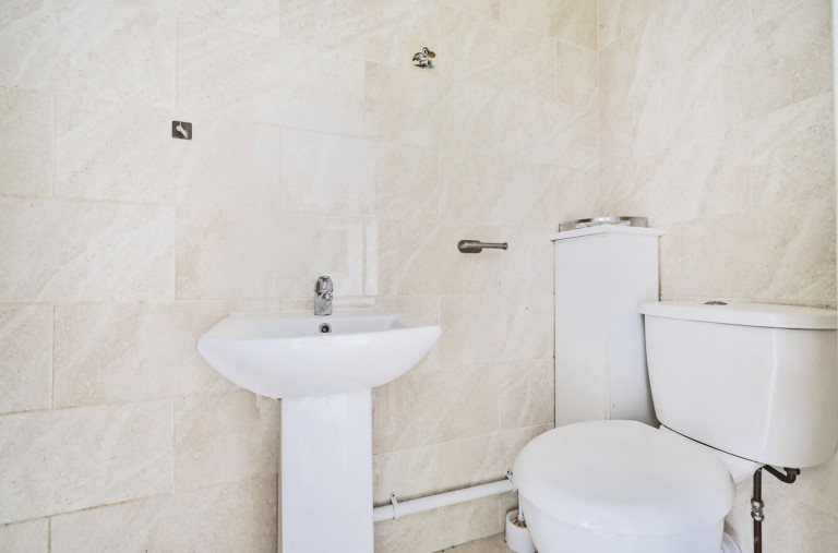 Images for Level Mare Lane, Eastergate, PO20
