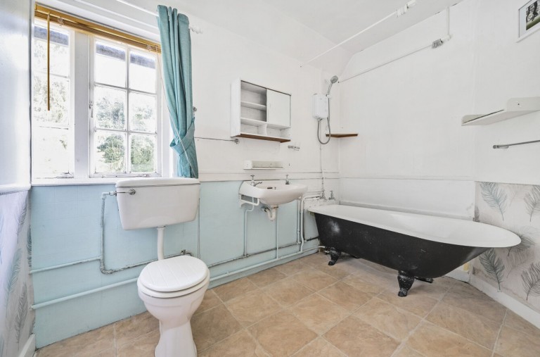 Images for Level Mare Lane, Eastergate, PO20