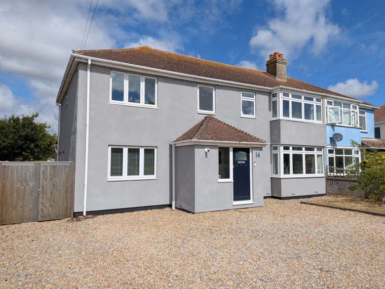 Click the photo for more details of Chichester Road, Selsey, PO20