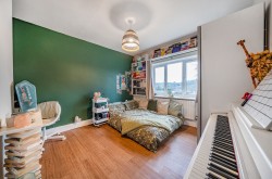 Images for Fir Tree Avenue, Haslemere, GU27