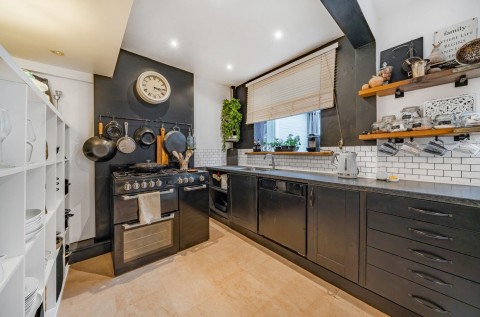 Click the photo for more details of Fir Tree Avenue, Haslemere, GU27