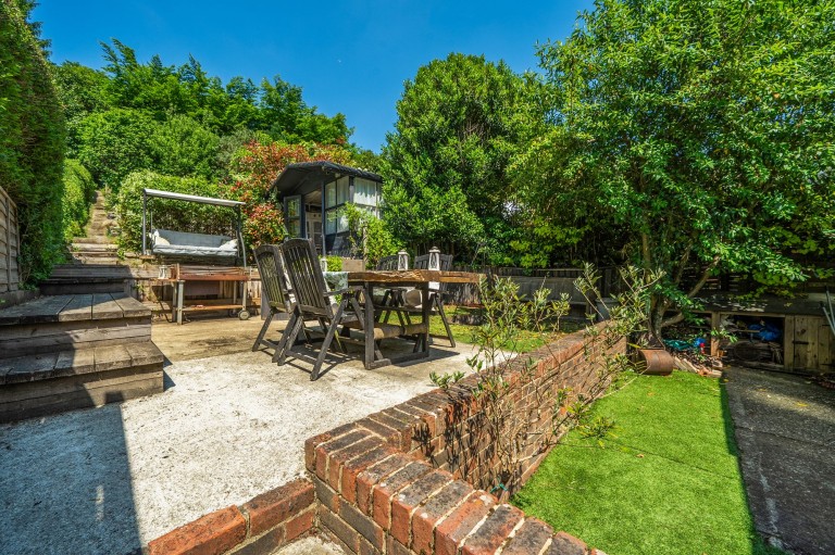 Images for Fir Tree Avenue, Haslemere, GU27