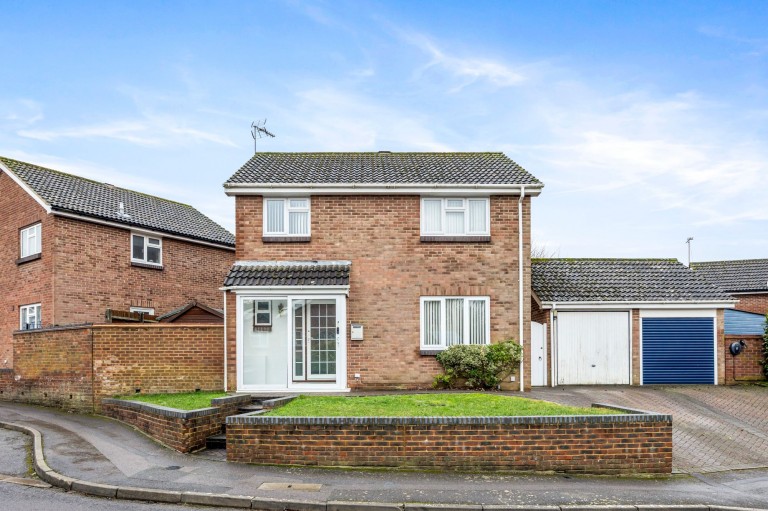 Images for Beaver Close, Horsham, RH12