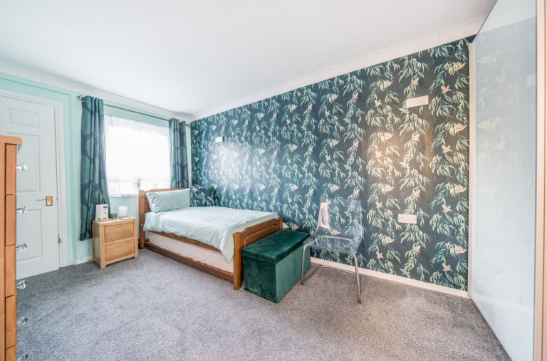 Images for Kings Parade, Aldwick, PO21