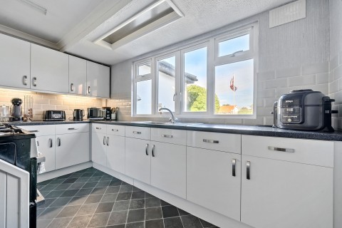 Click the photo for more details of Clayton Road, Selsey, PO20