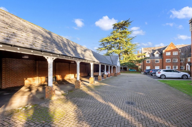 Images for Tanbridge Park, Horsham, RH12