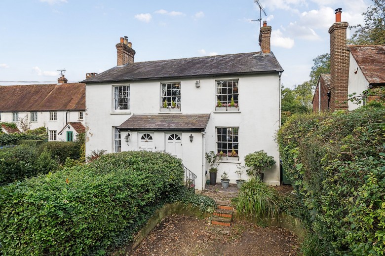 Click the photo for more details of East Street, Billingshurst, RH14