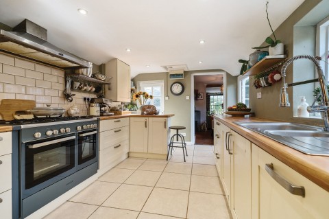 Click the photo for more details of East Street, Billingshurst, RH14