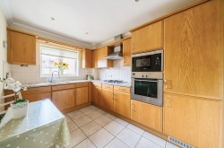 Images for Greenfields, Middleton-On-Sea, PO22