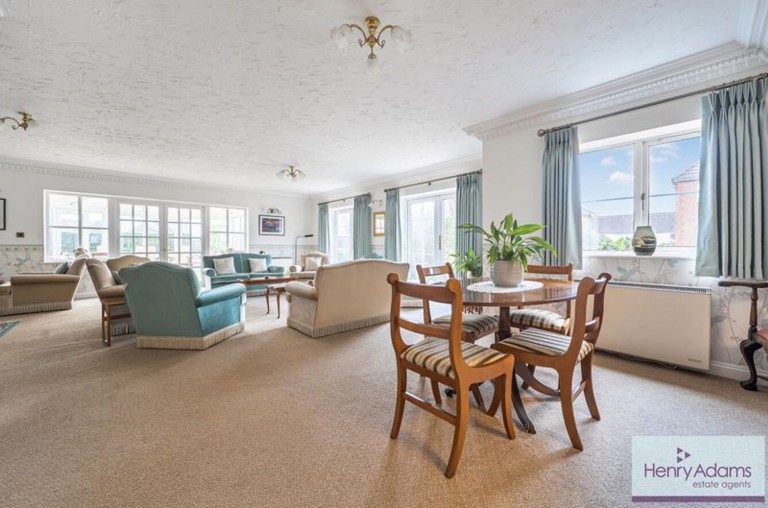 Images for King George Avenue, Petersfield, GU32