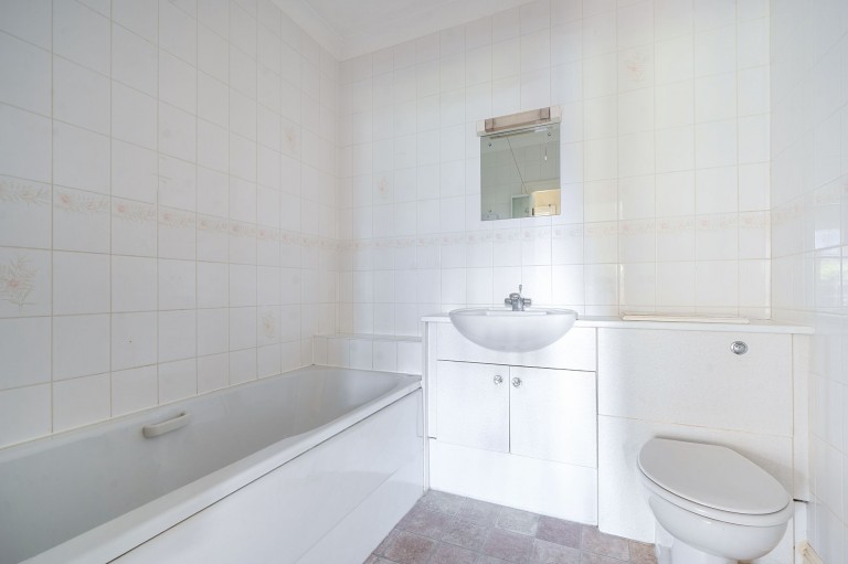 Images for King George Avenue, Petersfield, GU32