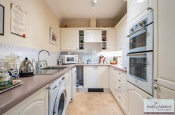 Images for King George Avenue, Petersfield, GU32