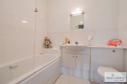 Images for King George Avenue, Petersfield, GU32