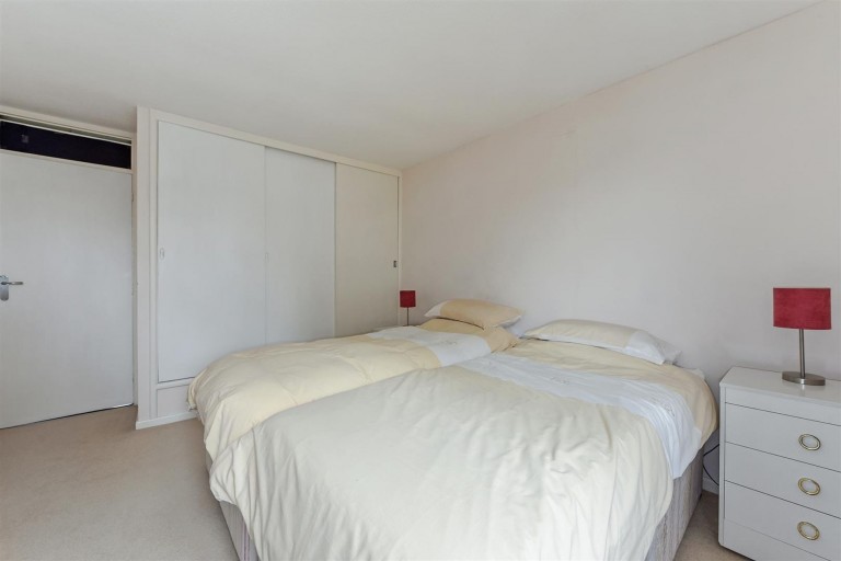 Images for Chestnut Walk, Tangmere, PO20