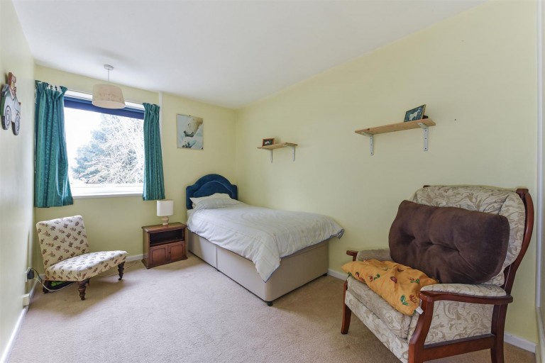 Images for Chestnut Walk, Tangmere, PO20