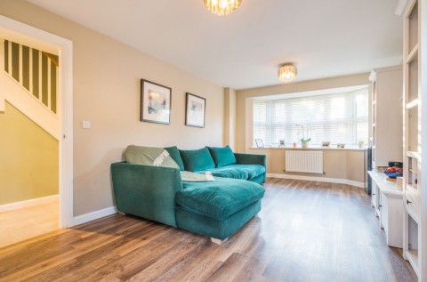 Click the photo for more details of Dairy Lane, Petersfield, GU31